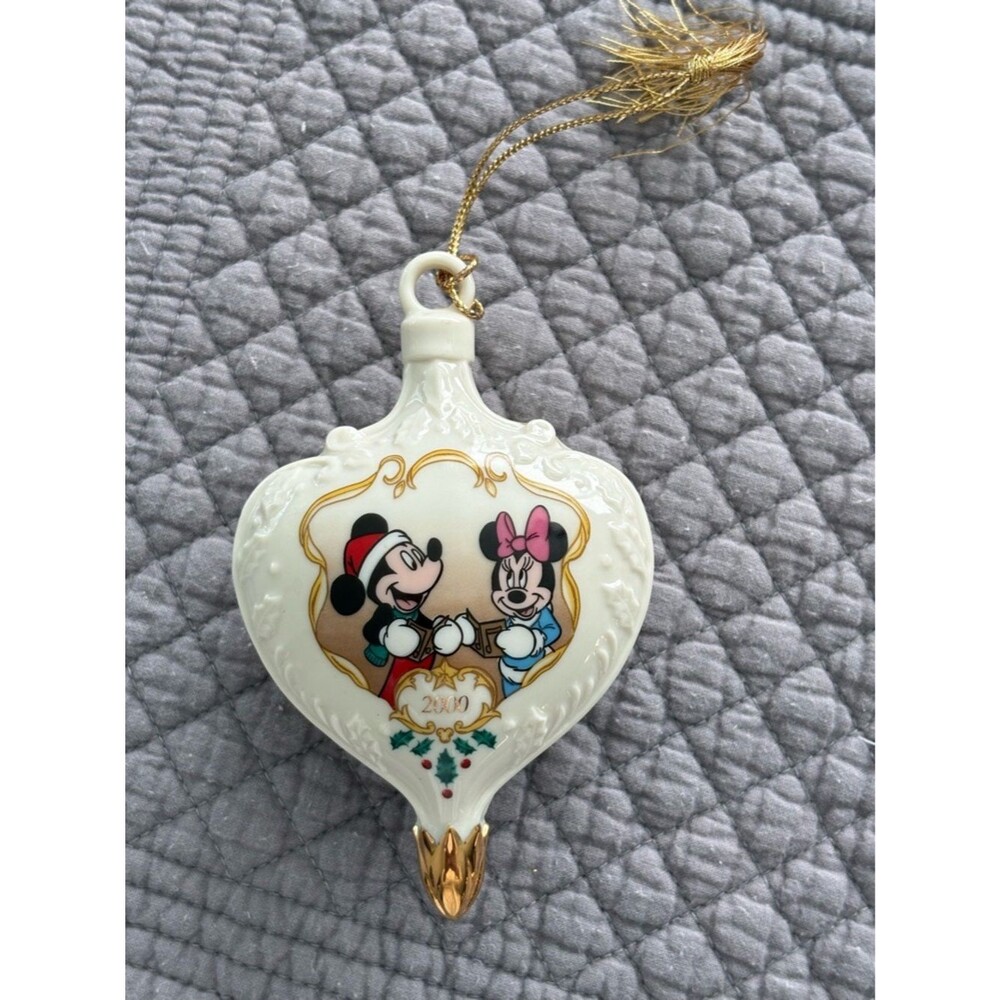 Disney Vintage 2000 Lenox Mickey Minnie Christmas Ornament Porcelain Gold Trim - Picture 5 of 5
